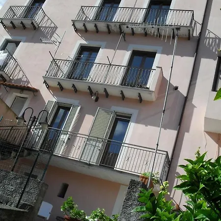 Montemare 2*